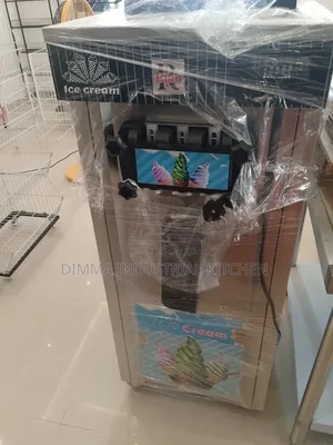 Ice Cream Machine Standing