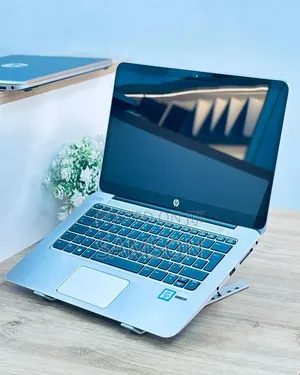 Laptop HP EliteBook 1030 G1 8GB Intel Core i5 SSD 256GB