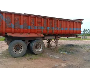 Trailer Buckets