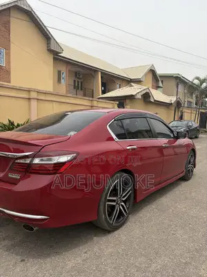 Honda Accord Sport SE 4dr Sedan FWD (2.4L 4cyl 2A) 2017 Red