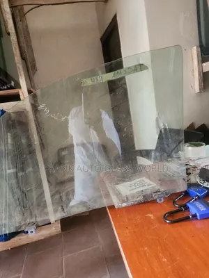 Toyota Corolla 2010 Front Doorglass