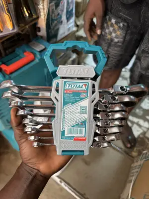 8pcs Flexible Ratchet Spanner Set