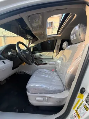 Toyota Venza 2011 White