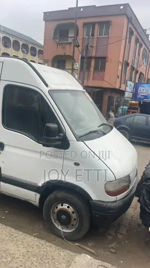Renault Master 2012 White