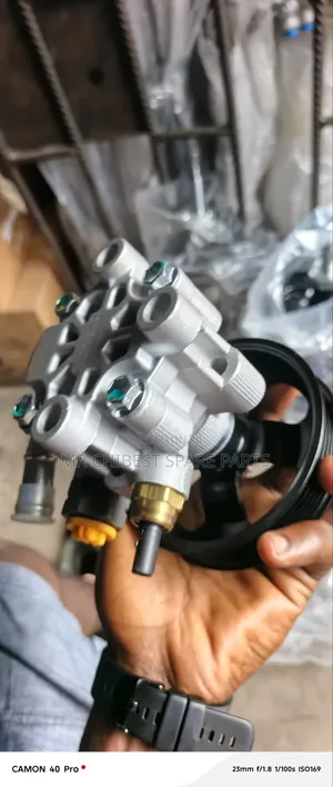 Power Steering Pump for Toyota Corolla 2006,2007