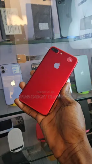 Apple iPhone 7 Plus 128 GB Red