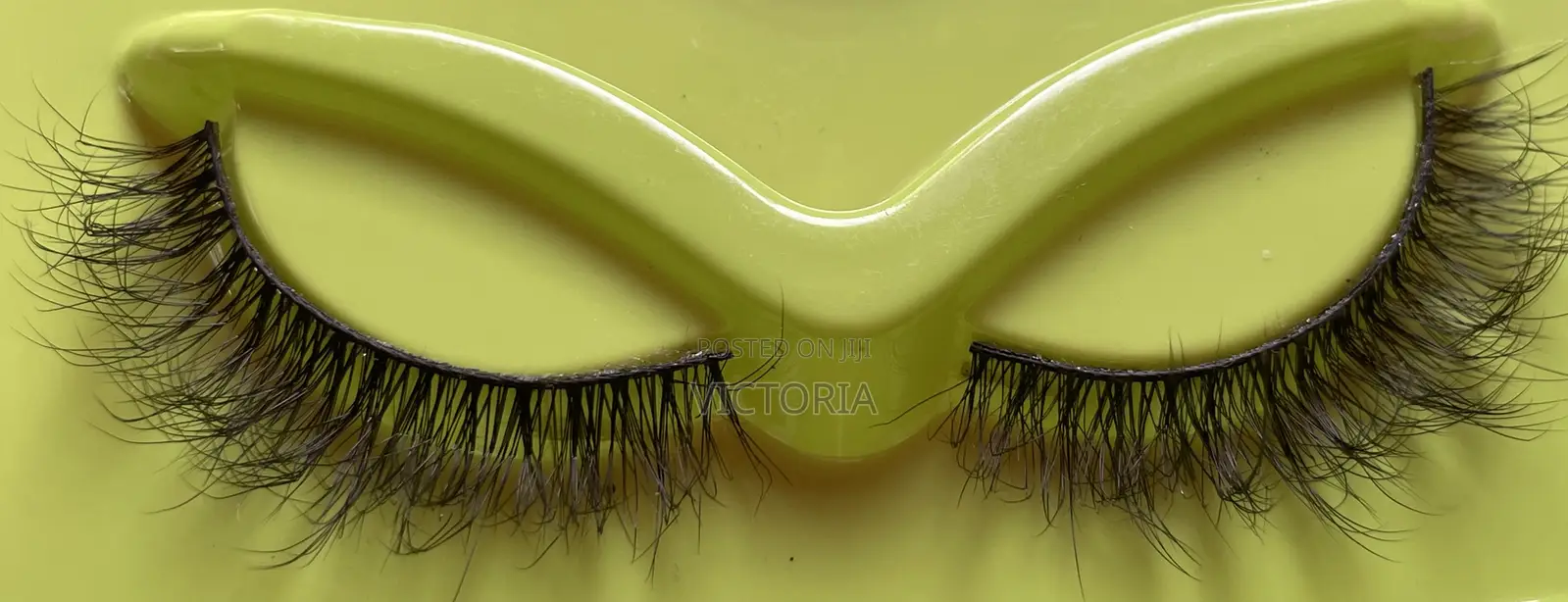 Light and Classy Reusable Strip Lashes
