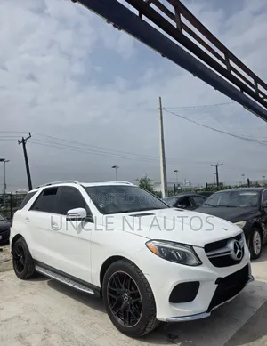 Mercedes-Benz GLE-Class 2017 White