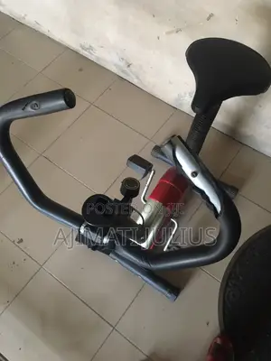 Manual Exercise Bike – Good Condition (Monitor Not Working)