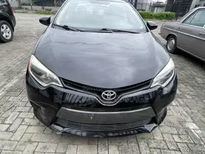 Toyota Corolla 2015 Black
