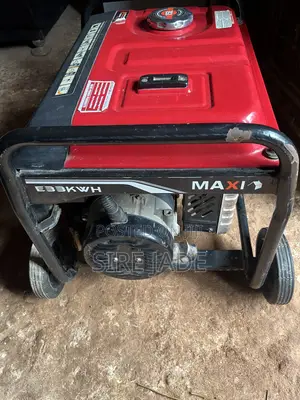 Maxi Generator 3.5kVa | 3.3kW | With Key Wheels (E33KWH)