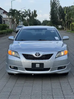 Toyota Camry SE V6 4dr Sedan (3.5L 6cyl 6AM) 2007 Silver