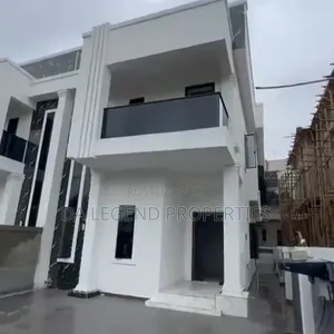 Furnished 4bdrm Duplex in Shell Location for sale
