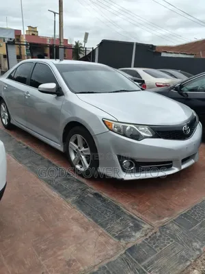 Toyota Camry 2013 Silver