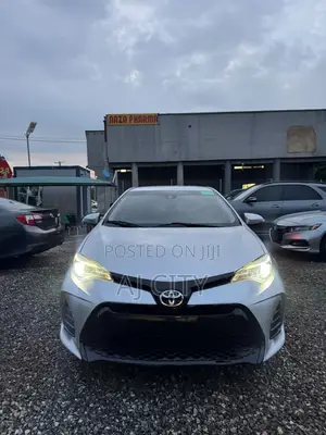Toyota Corolla SE Special Edition 4dr Sedan (1.8L 4cyl CVT) 2017 Silver