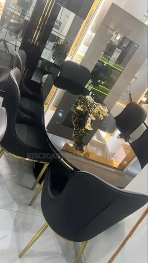 New Dinning Set by 6 Seater ₦2.4m