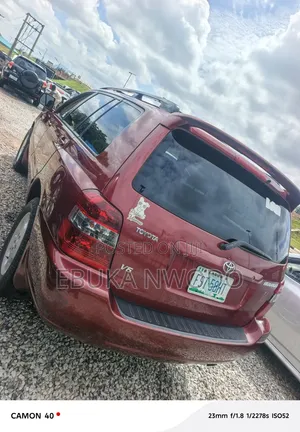 Toyota Highlander 2005 Red