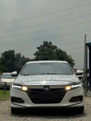 Honda Accord Sport (2.0L 4cyl Turbo 6M) 2019 White