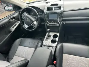Toyota Camry SE 4dr Sedan (2.5L 4cyl 6A) 2013 Black