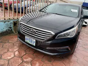 Hyundai Sonata SE 4dr Sedan (2.4L 4cyl 6A) 2014 Black