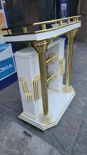 High Quality Gold Wood Pulpit