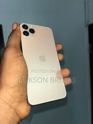 Apple iPhone 11 Pro Max 64 GB Gold