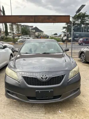 Toyota Camry SE V6 4dr Sedan (3.5L 6cyl 6AM) 2008 Gray