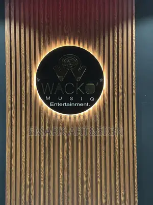 Round Signage