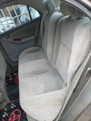 Toyota Corolla 2004 Gray