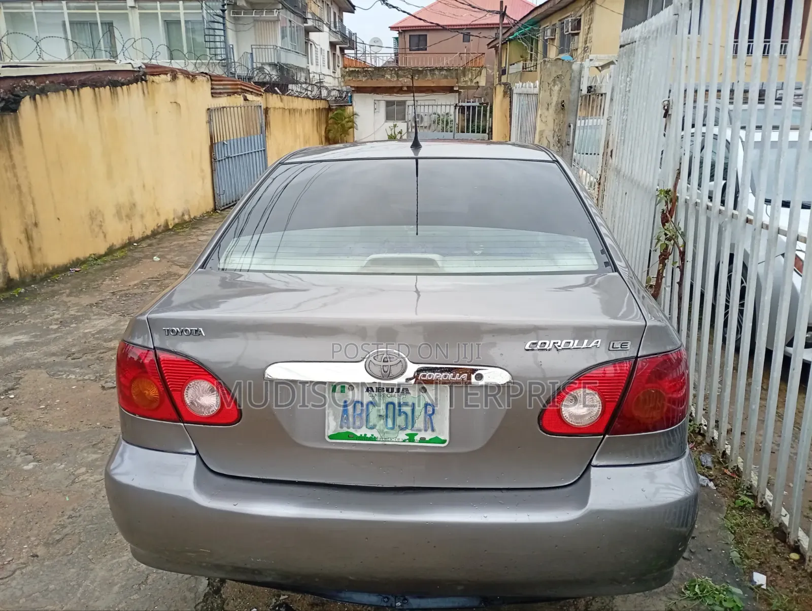 Toyota Corolla 2004 Gray