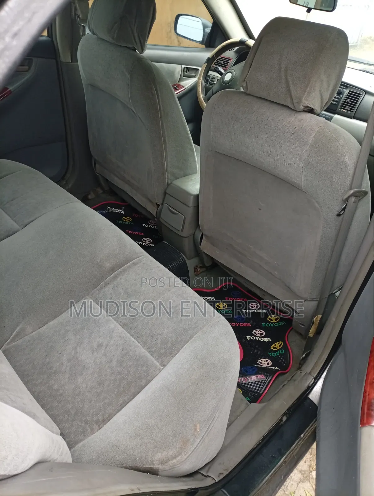 Toyota Corolla 2004 Gray
