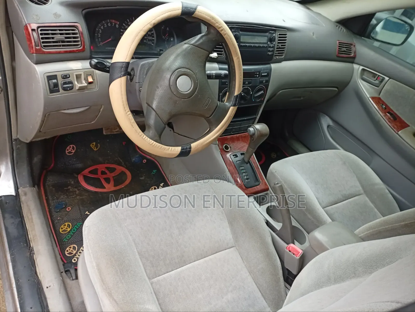 Toyota Corolla 2004 Gray