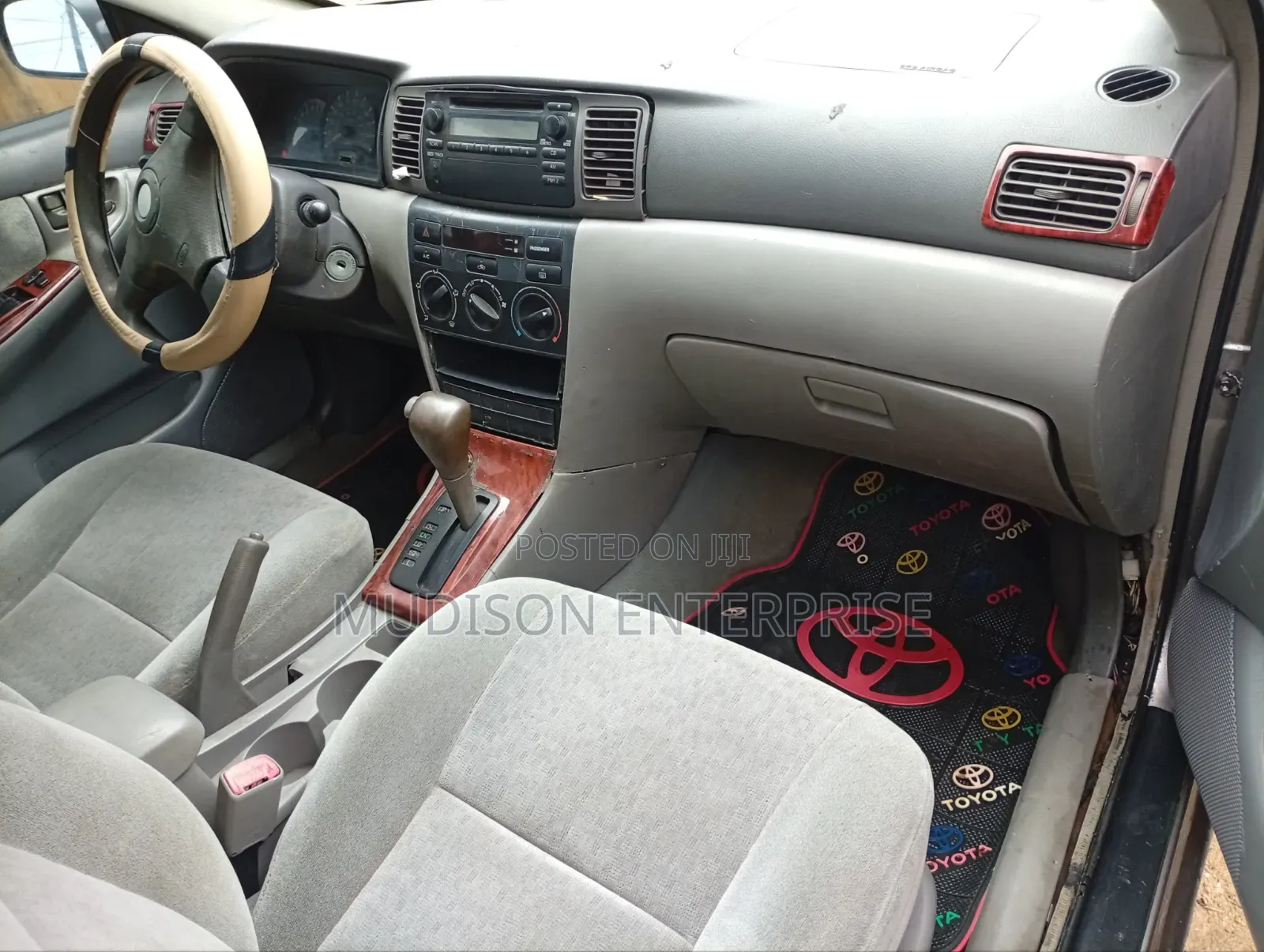 Toyota Corolla 2004 Gray