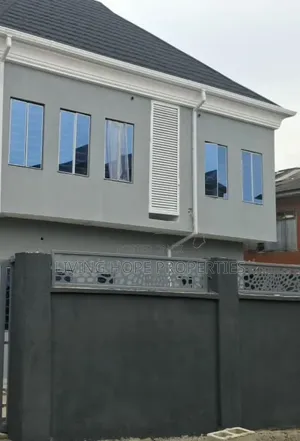 Furnished 3bdrm Duplex in Oba Akran for sale