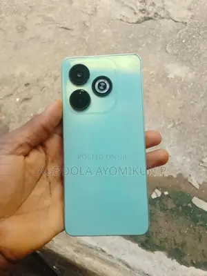 Infinix Smart 8 64 GB Blue