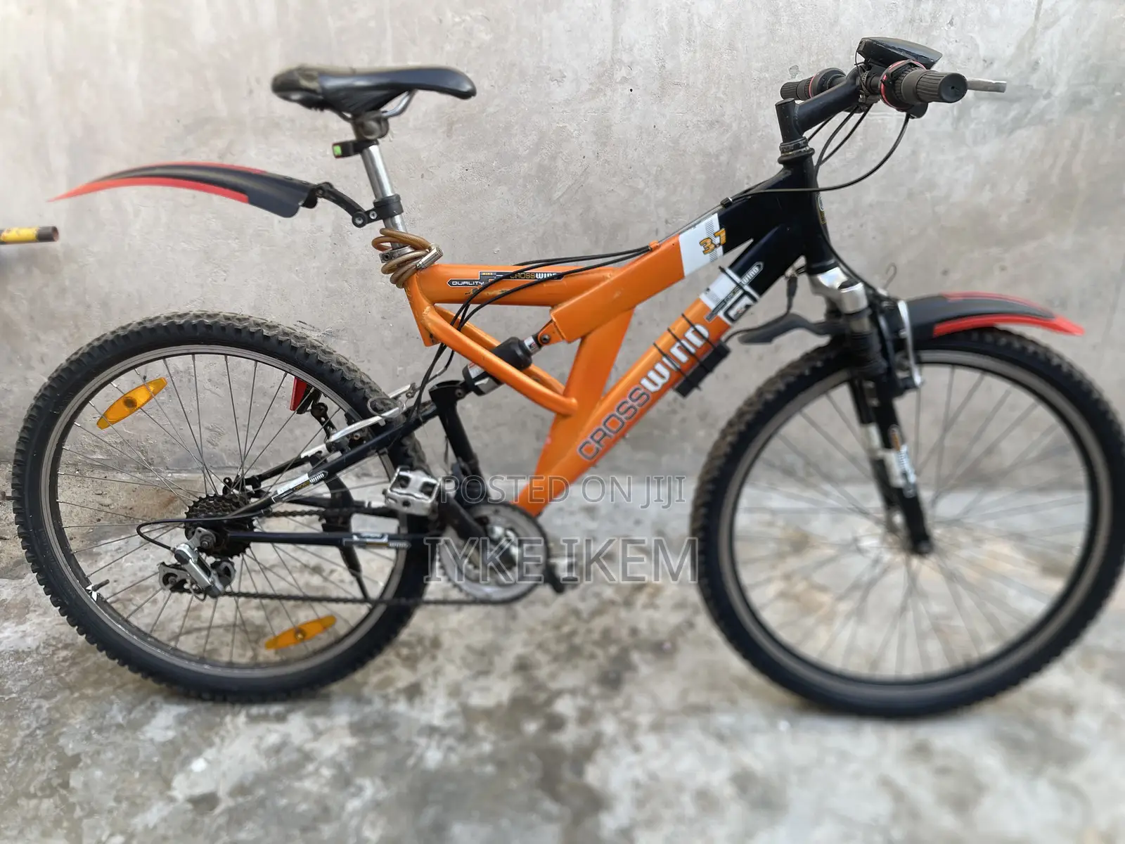 7 Gears Mountain Bicycle