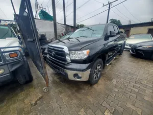 Toyota Tundra 2013 Black