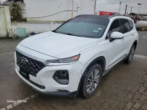 Hyundai Santa Fe 2019 White