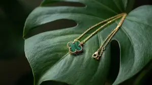 VCA Necklace