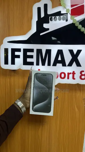 New Apple iPhone 15 Pro Max 512 GB Black