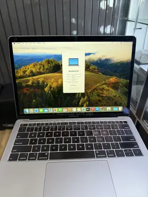 Laptop Apple MacBook Air 2018 8GB Intel Core i5 SSD 256GB