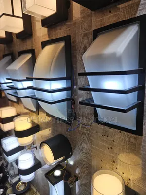Outdoor Wall Light