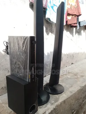 Clean Bluetooth LG Set for Sale