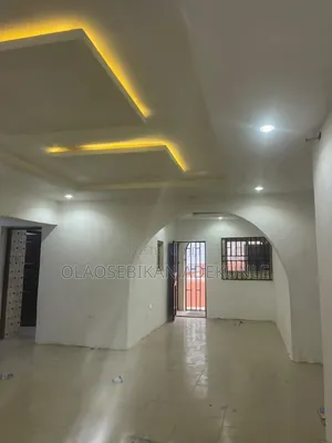 3bdrm Block of Flats in Isokan Estate Akobo for rent