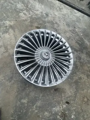18 INCHES Polish Mercedes and Universal Rim