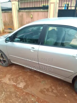 Toyota Corolla 2005 Silver