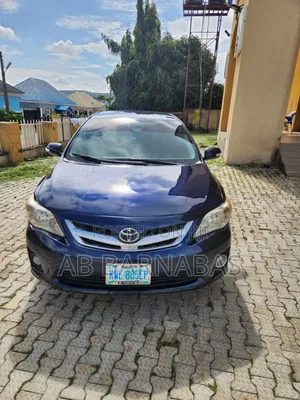 Toyota Corolla LE 4dr Sedan (1.8L 4cyl 4A) 2013 Blue