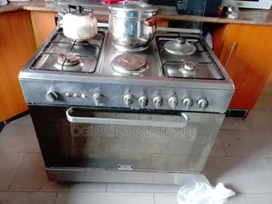 Ignis Cooker With Oven