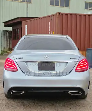 Mercedes-Benz C300 2016 Silver