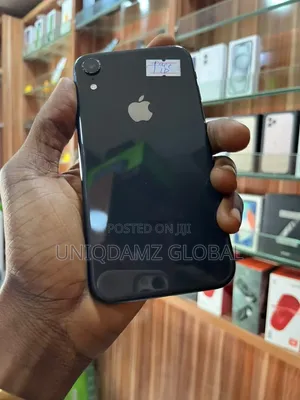 Apple iPhone XR 64 GB Black